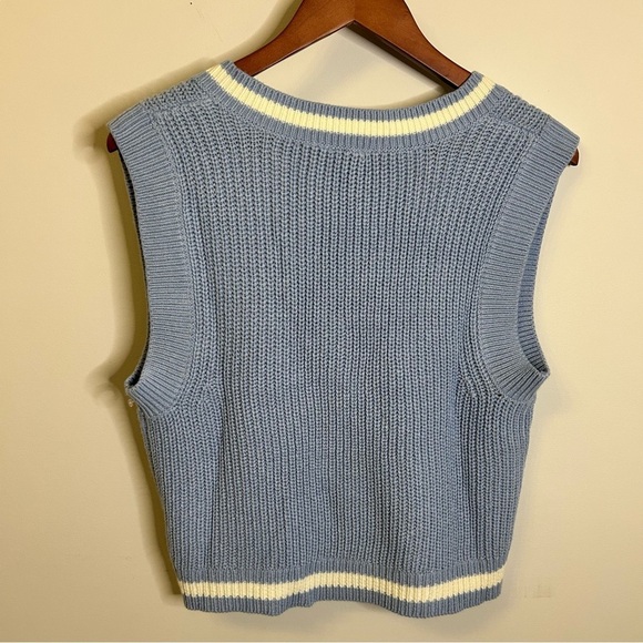Divided by H&M | V-neck Sweater Vest | Baby Blue & White | Size XS - Picture 3 of 5